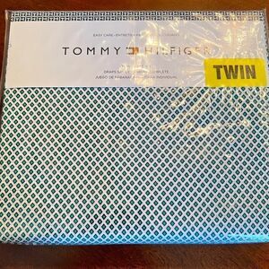 NEW Tommy Hilfiger Green & White Diamond Print Twin Sheet Set